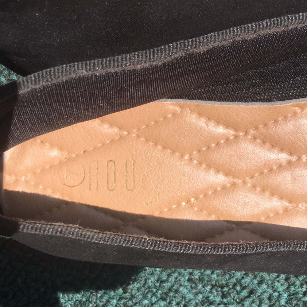 Rogue size 7 black suede slip on flats - Picture 2 of 6